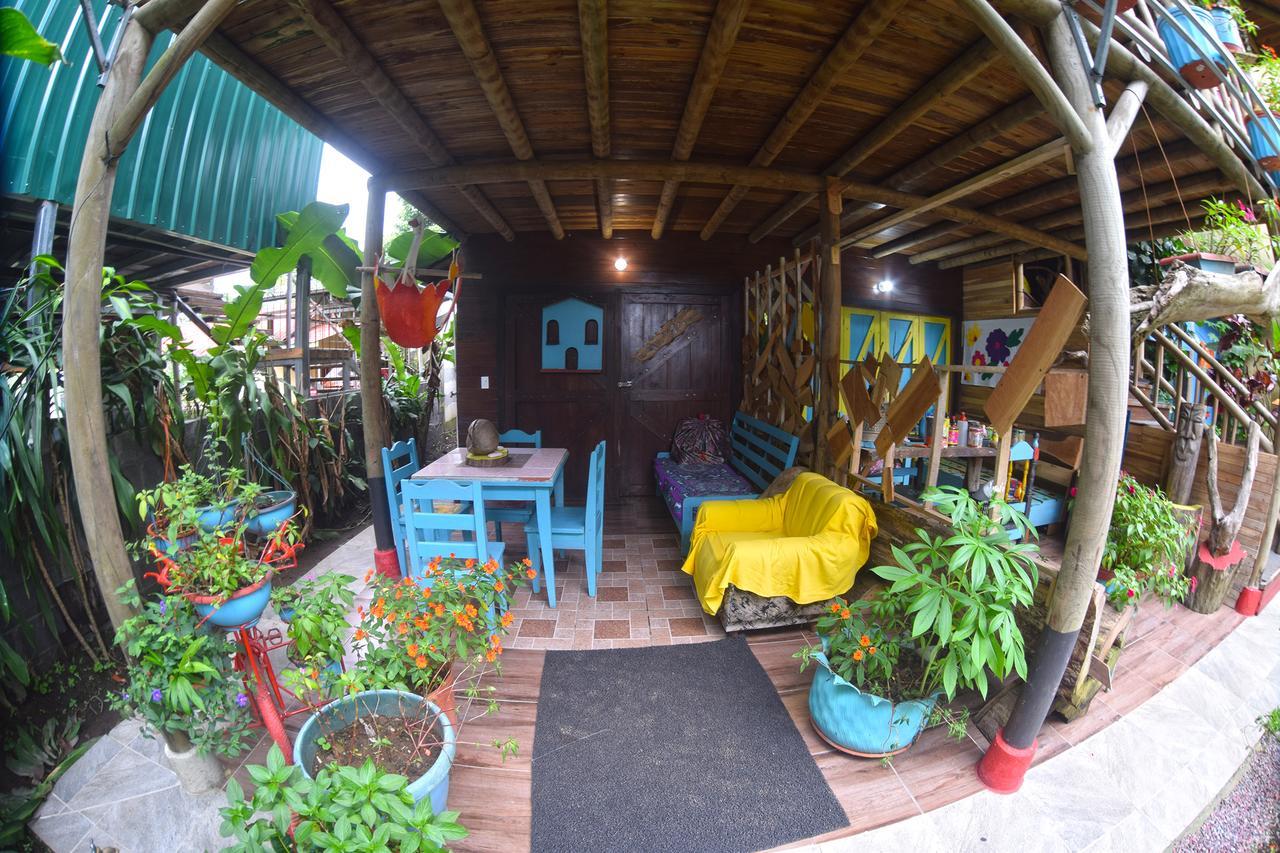 Wood House Hostel Ла Фортуна Экстерьер фото