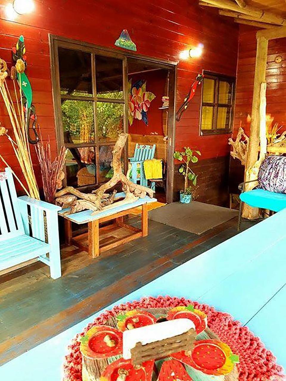 Wood House Hostel Ла Фортуна Экстерьер фото