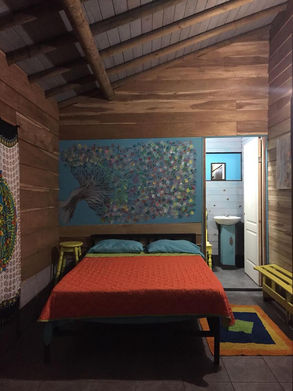 Wood House Hostel Ла Фортуна Экстерьер фото